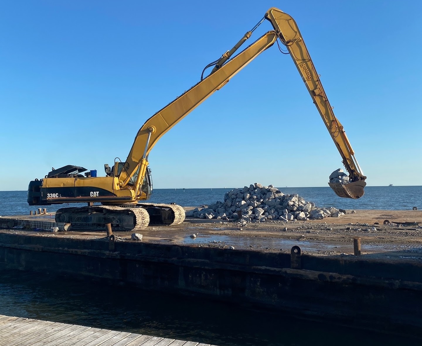marine construction companies