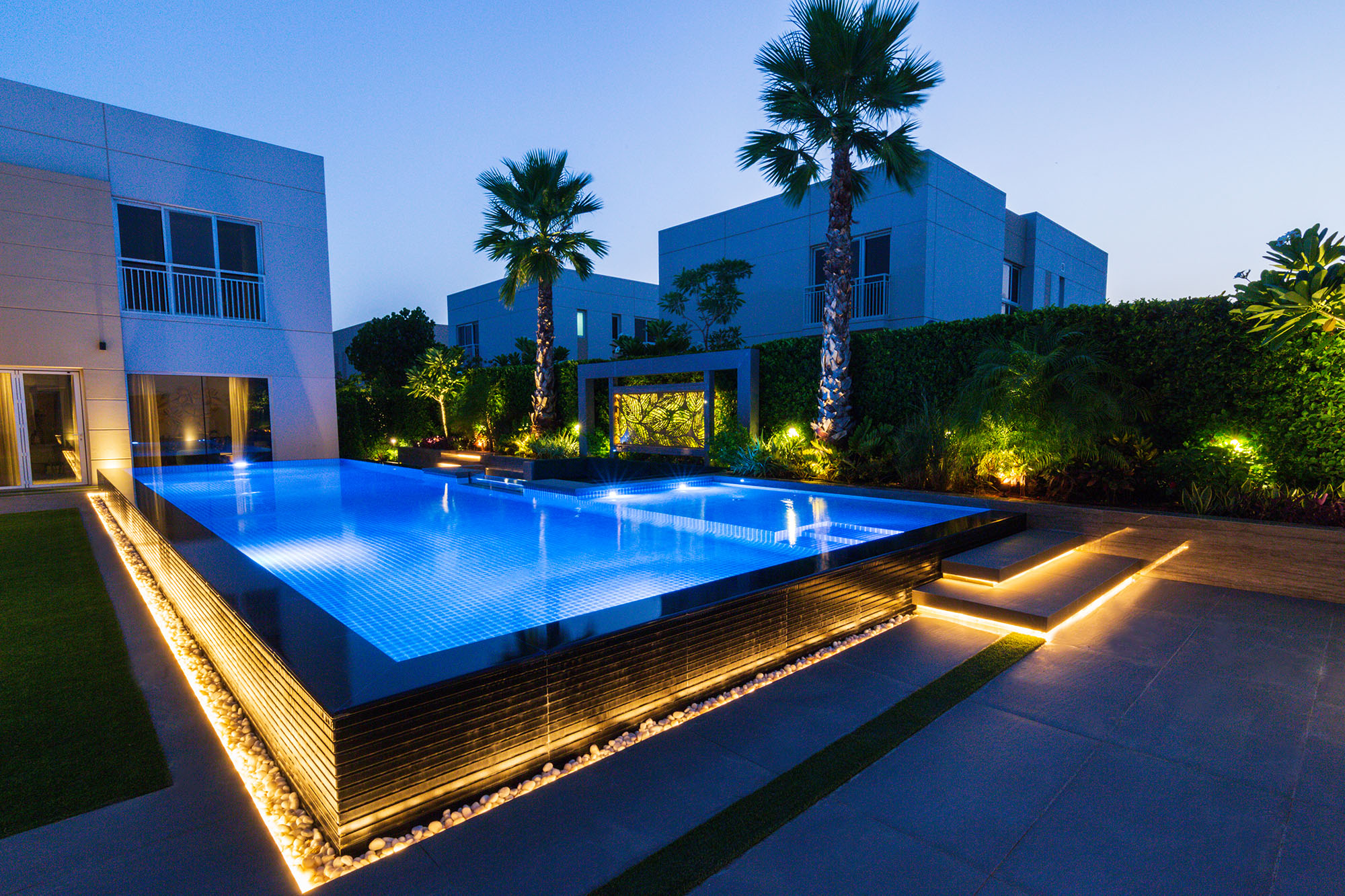 swimming pool construction companies in abu dhabi3.jpg